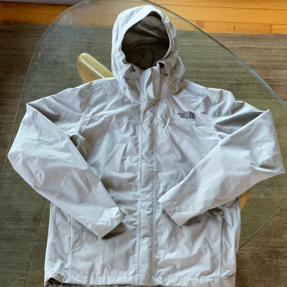 North Face Hyvent 2.5L men’s jacket (size medium)